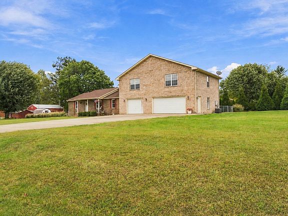2nd image of 103 Staggs Dr