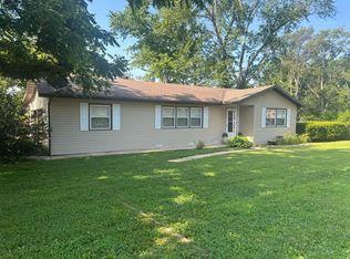 403 W 4th St, Mountain View, MO 65548