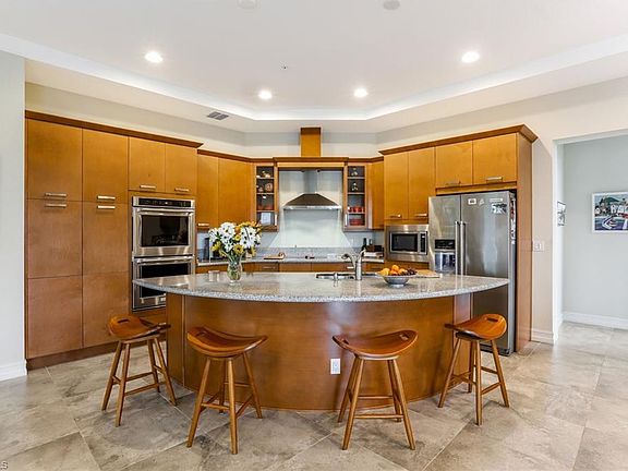 5th image of 2447 Breakwater Way Unit 8102