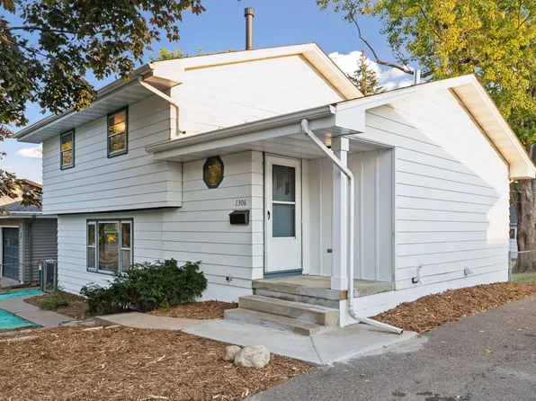 1306 46th Ave NE, Columbia Heights, MN 55421