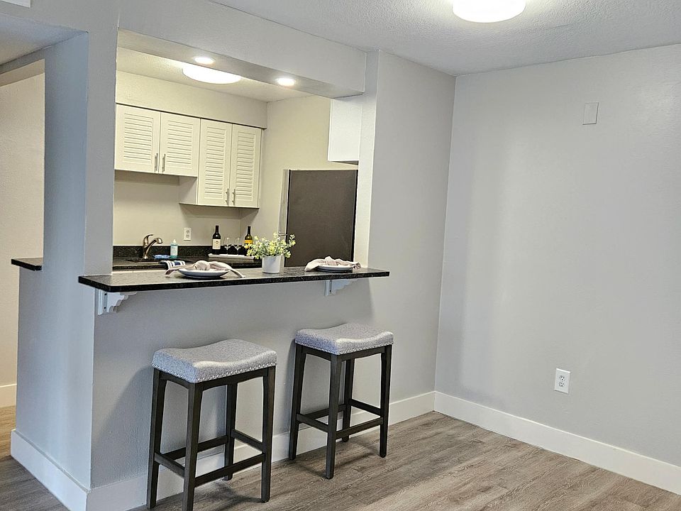 1st image of A115 W Gray St #115