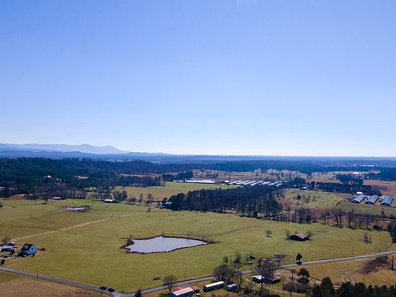 4th image of 3 Gap Springs Rd SE