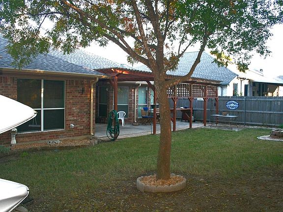 4th image of 5725 Crowder Dr