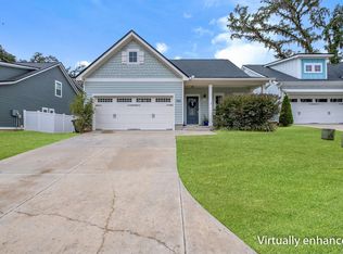 340 Gathering Oaks Dr, Tallahassee, FL 32308