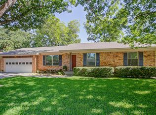 435 Royal Crest Dr, Richardson, TX 75081