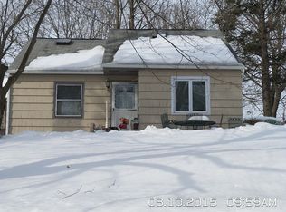 49 Farm St, Danbury, CT 06811