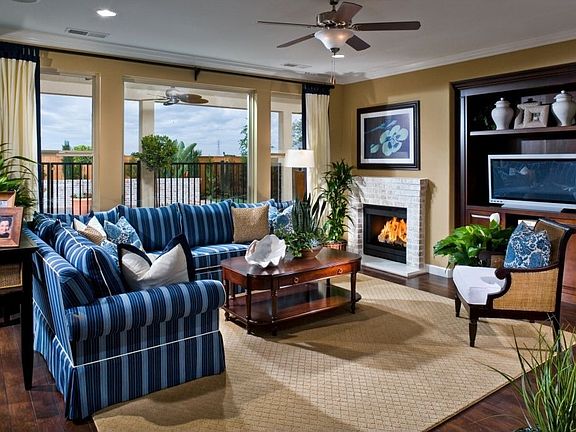 Interior-Madison Place-Grand Markham-Family Room