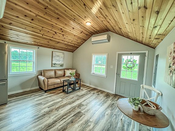 4th image of 1617 County Road 1470