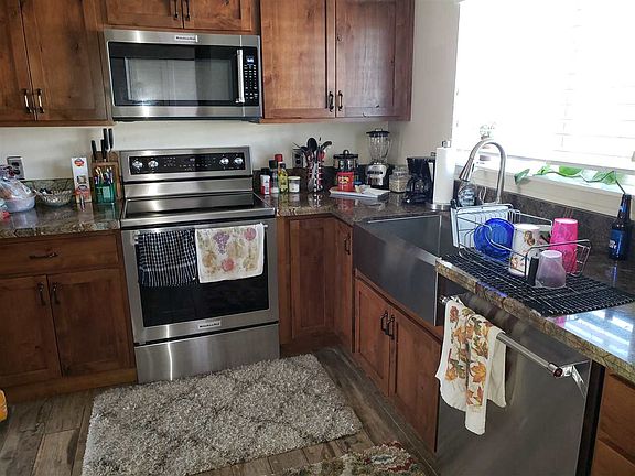 3rd image of 1278 Redwood Cir APT 1
