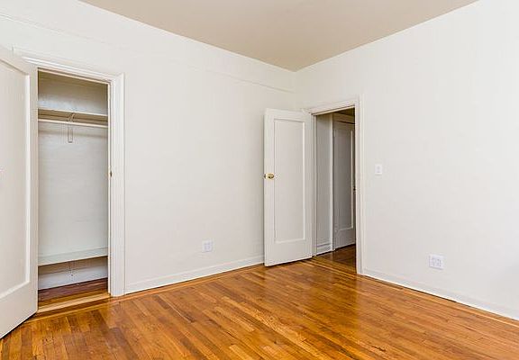 2nd image of 190 E 21st St APT 3C