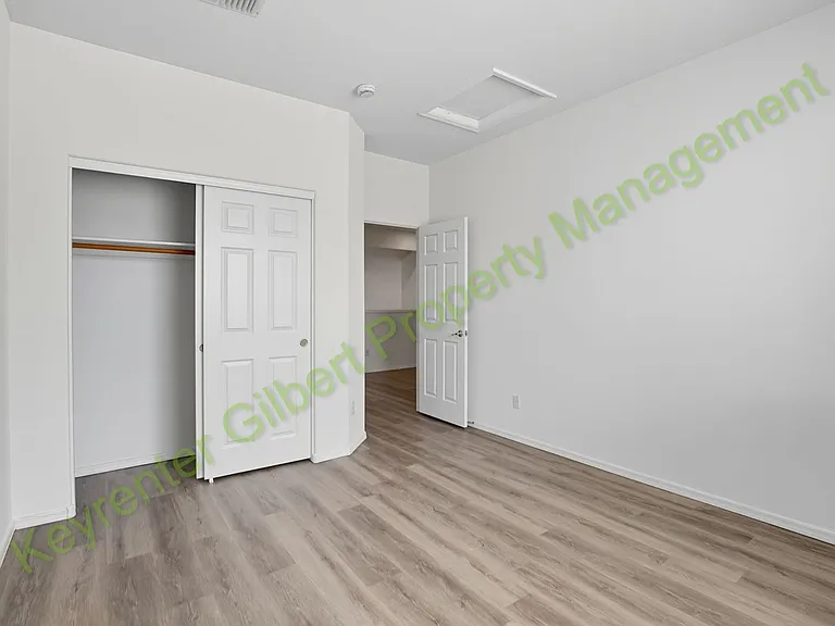 33958 N Barbara Dr — Photo 28