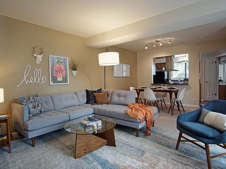 1621 Westminster Dr #112 — Photo 52
