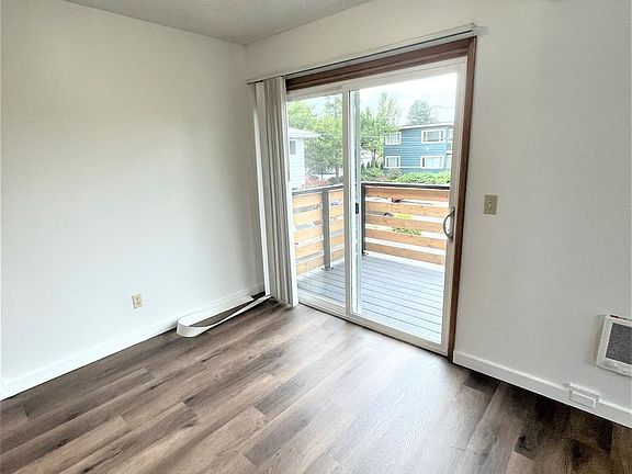 4th image of 2624-2644 NE Weidler St