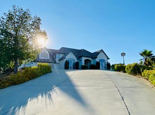 825 W Barrel Springs Rd, Palmdale, CA 93551