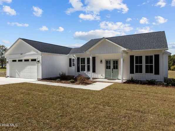 687 Old Church Road, Swansboro, NC 28584