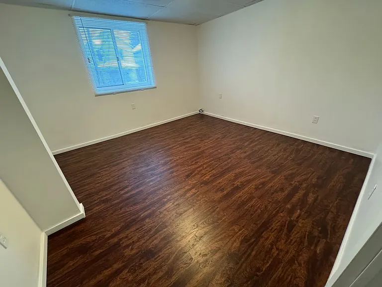 357 Mitchell Ave — Photo 10