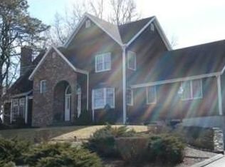 27 Cosmo St, Westerly, RI 02891