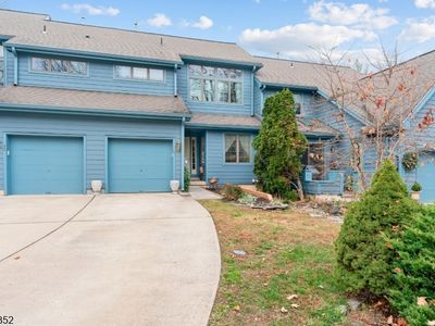 11 Sturbridge Ct, Lambertville, NJ, 08530