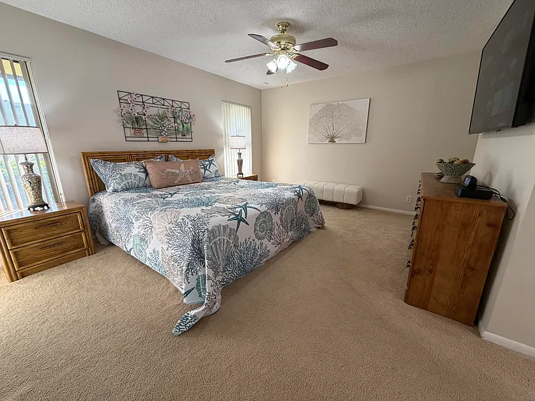 354 SW 28th Ave — Photo 14