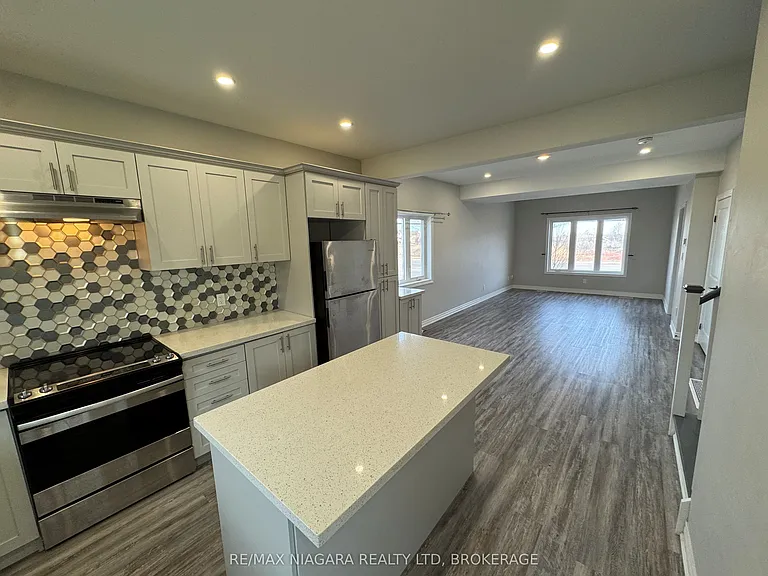 8196 McLeod Rd #1 — Photo 7