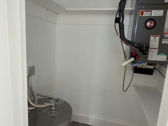 4th image of 326 NW 97th St #326