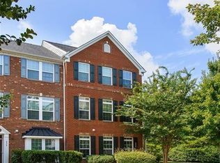 555 Geese Lndg, Glen Allen, VA 23060