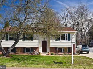 8615 Weems Rd, Manassas, VA 20110