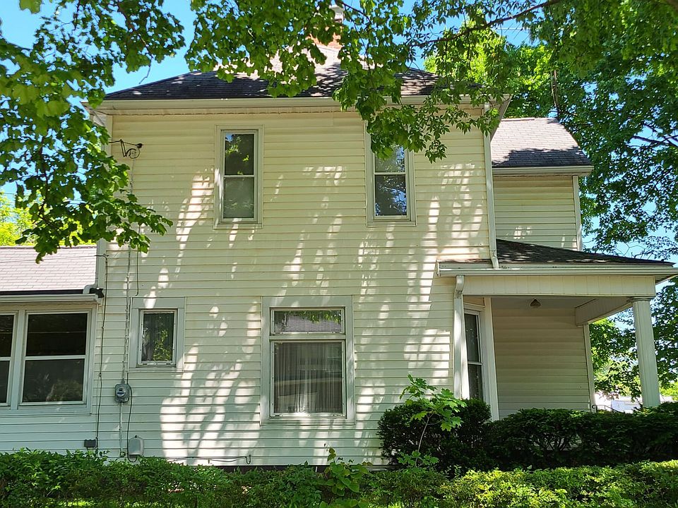 1st image of 197 N 11th St