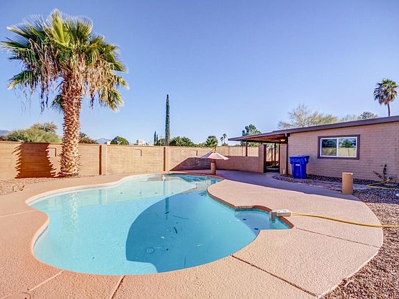 2nd image of 8241 E Nicaragua Dr