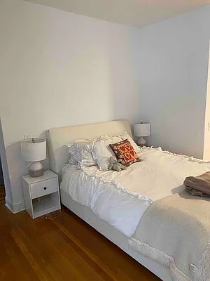 Rented by R New York | media 4