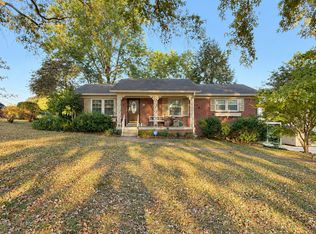 414 Cheyenne Trl, Columbia, TN 38401