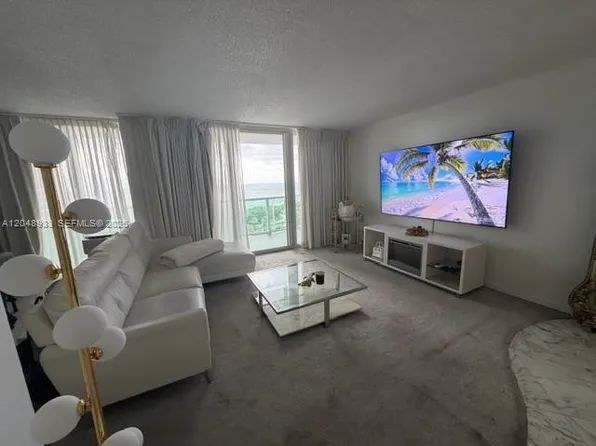 100 Bayview Dr APT 1208, Sunny Isles Beach, FL 33160