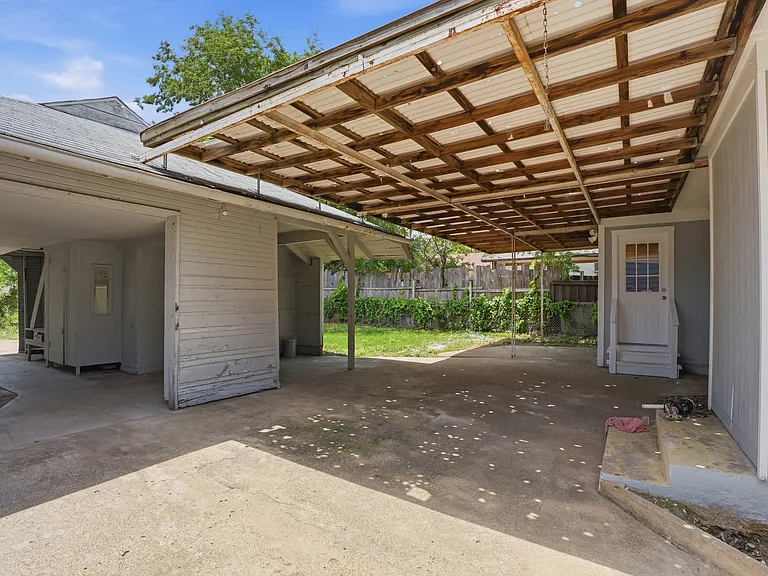 207 N Hartsdale Ave — Photo 20