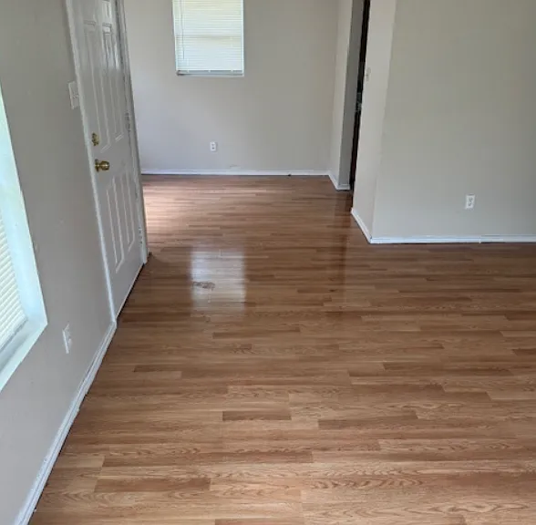 1109 FM 2497 — Photo 3