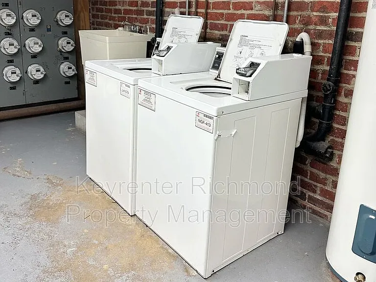 210 N Stafford Ave #29 — Photo 25