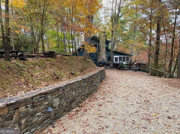 1027 Presshaven Hill Rd, Lakemont, GA 30552