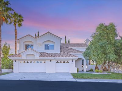 8100 Lake Hills Dr, Las Vegas, NV, 89128