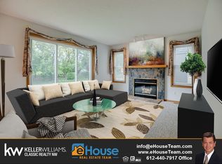 8659 Rosewood Ln N, Maple Grove, MN 55369