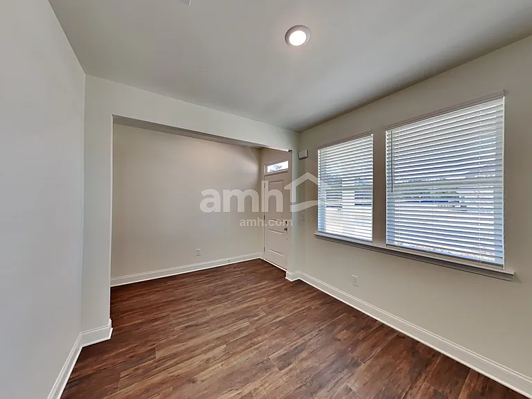 76 Pecan Dr — Photo 9