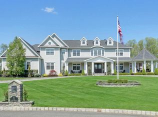 33 Ely Rd, Holmdel, NJ 07733