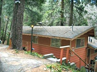 25293 Basel Dr, Crestline, CA 92325