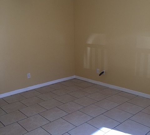 2nd image of 242 Orchard St APT 1