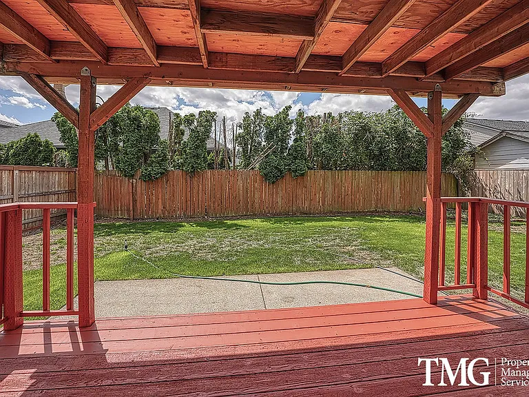 17015 NE 31st Way — Photo 23