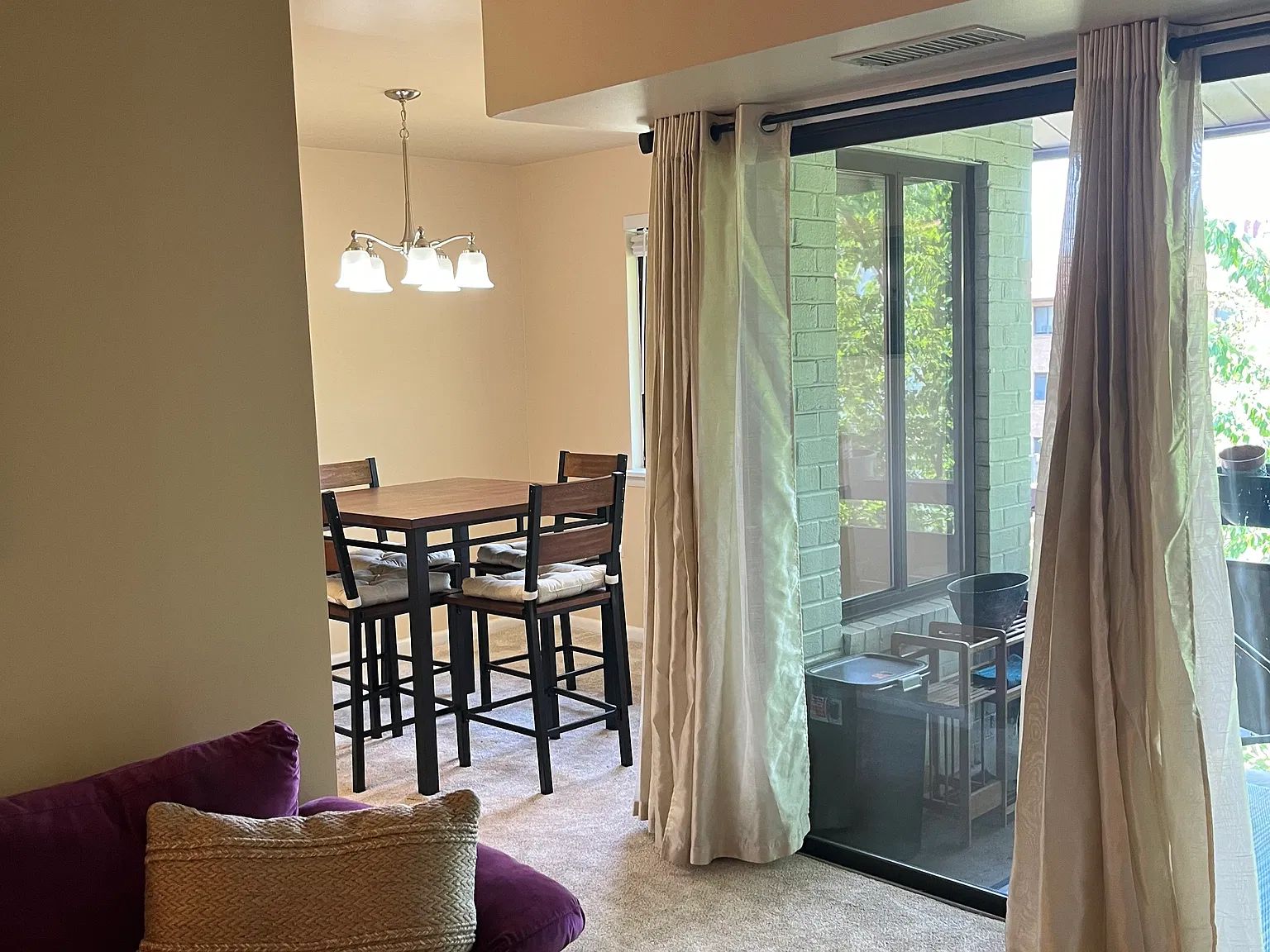1 bed, 830 sqft, $1,950 — Photo 4