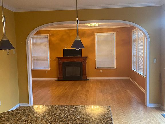 3rd image of 1825 Merlot Dr
