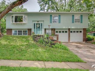 3016 Flint Dr, Lawrence, KS 66047