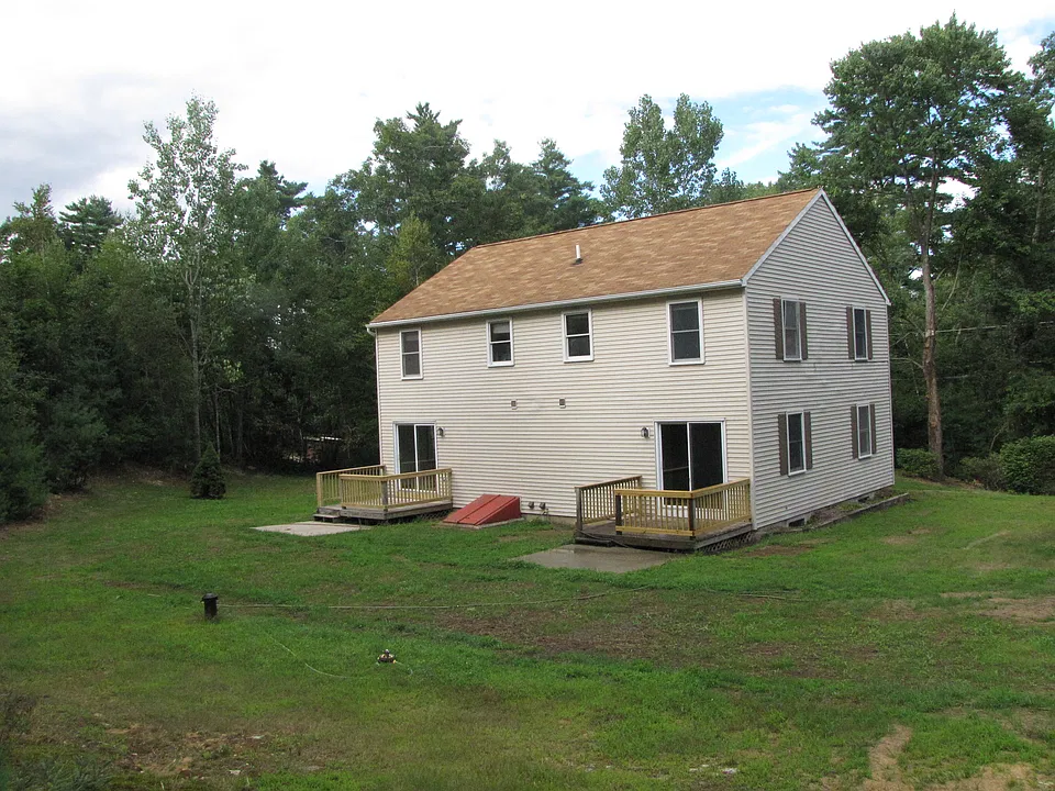 Building Photo 4