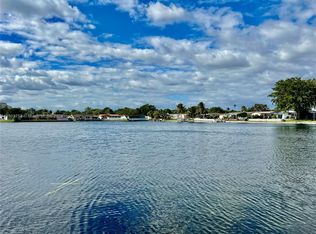 2170 NW 93rd Ave, Pembroke Pines, FL 33024