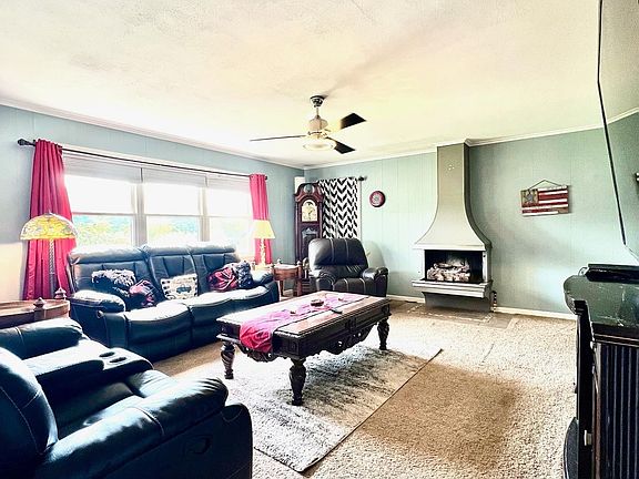 5th image of 3850 Corliss St