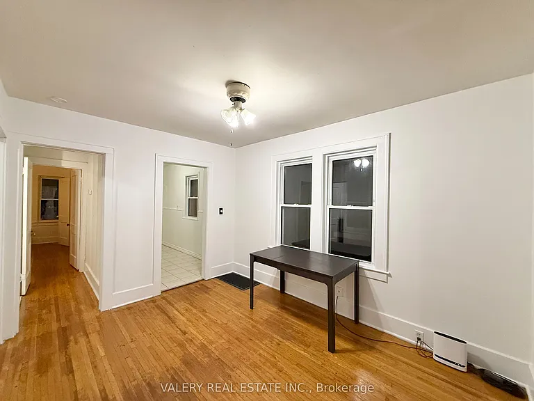 1093 Howard Ave #4 — Photo 7